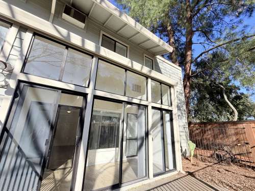 S Bed Le Tournesol Townhomes 12