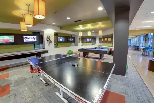 S Bed The View on 10th 15