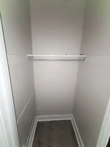 S Bed 50 Main Street 27