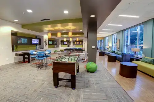 S Bed The View on 10th 7