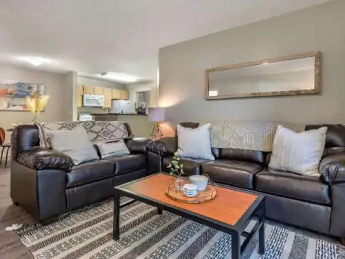 S Bed Campus Crossings at Ram's Pointe 6