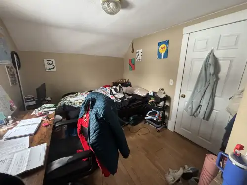 S Bed 616 1st Ave, Eau Claire, WI 54703, USA 13