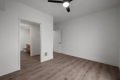 S Bed Kerf Apartments 47