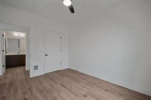 S Bed Kerf Apartments 52