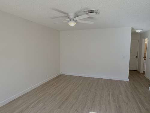 S Bed Le Tournesol Townhomes 6