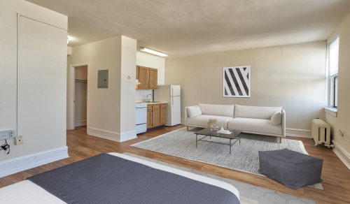 S Bed Chestnut Hall Apartments 9