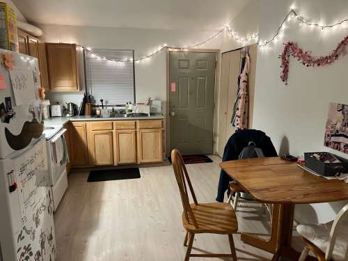 S Bed New England Apartments 14