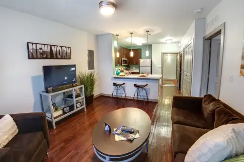 S Bed The View on 10th 16