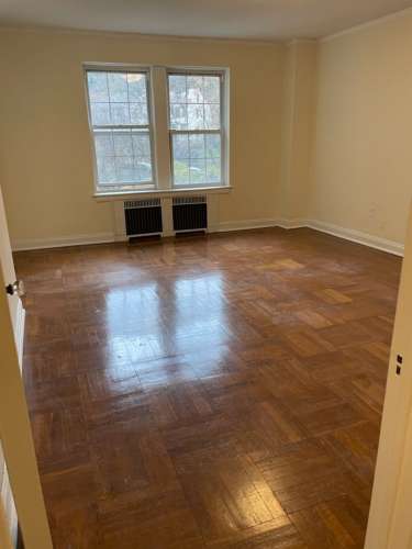 S Bed The Royal York Apartments 604