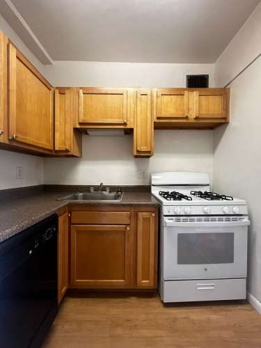 S Bed The Royal York Apartments 738