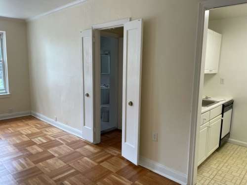 S Bed The Royal York Apartments 653