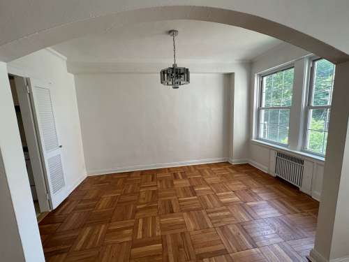 S Bed The Royal York Apartments 551