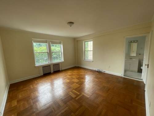 S Bed The Royal York Apartments 616