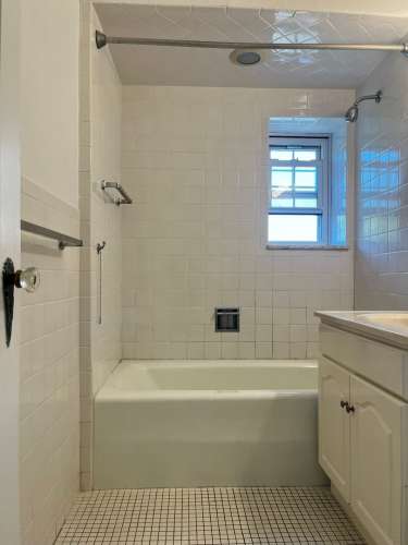 S Bed The Royal York Apartments 966