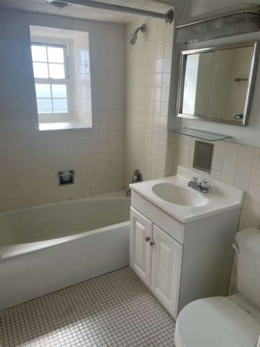 S Bed The Royal York Apartments 642