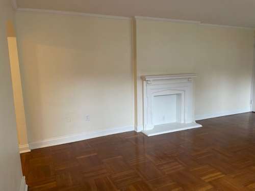 S Bed The Royal York Apartments 590