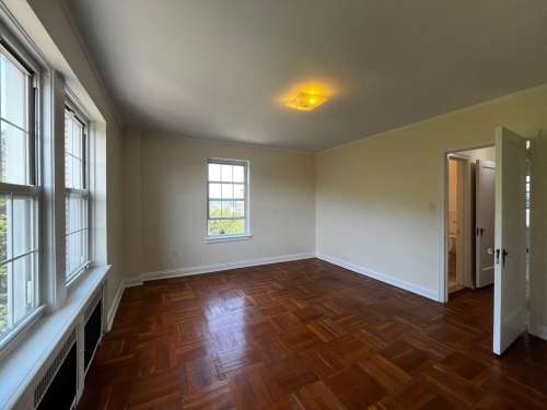 S Bed The Royal York Apartments 963