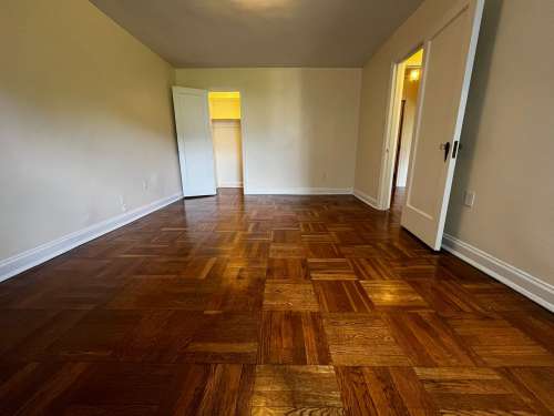 S Bed The Royal York Apartments 730