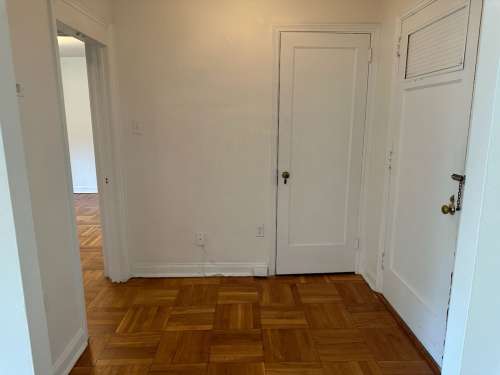 S Bed The Royal York Apartments 548