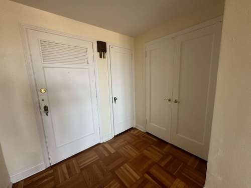 S Bed The Royal York Apartments 723