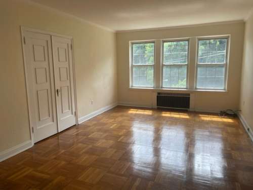 S Bed The Royal York Apartments 851