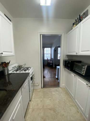 S Bed The Royal York Apartments 561