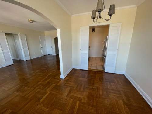 S Bed The Royal York Apartments 543