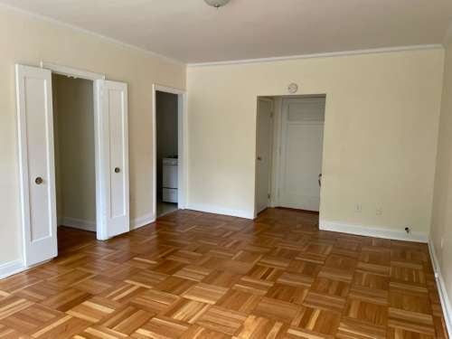 S Bed The Royal York Apartments 652