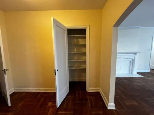 S Bed The Royal York Apartments 941