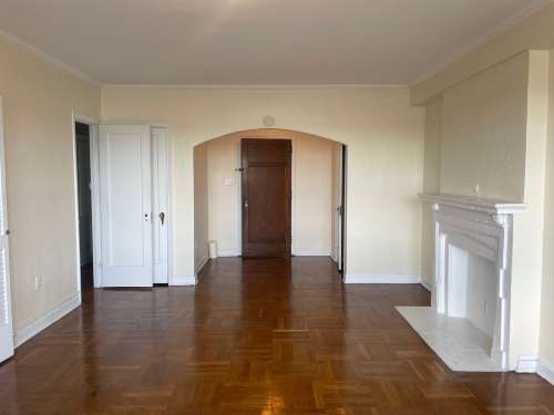 S Bed The Royal York Apartments 558