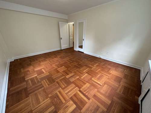 S Bed The Royal York Apartments 509