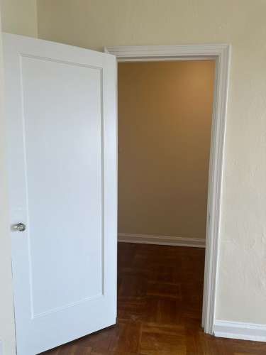 S Bed The Royal York Apartments 777