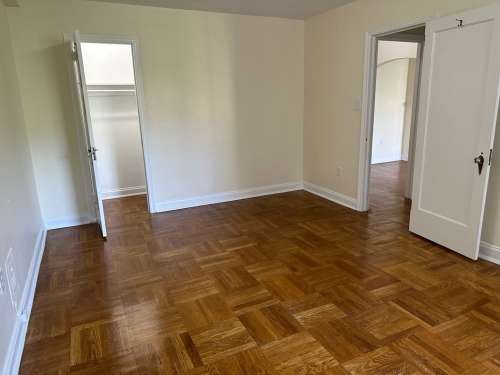 S Bed The Royal York Apartments 281