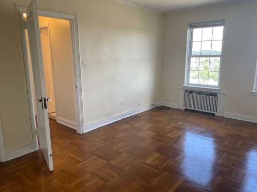 S Bed The Royal York Apartments 549