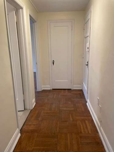 S Bed The Royal York Apartments 601