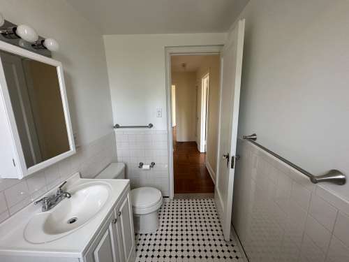 S Bed The Royal York Apartments 450