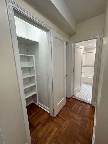 S Bed The Royal York Apartments 497