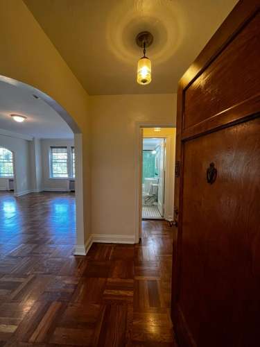 S Bed The Royal York Apartments 718