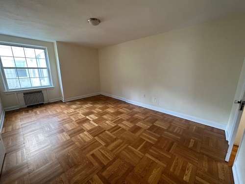 S Bed The Royal York Apartments 823