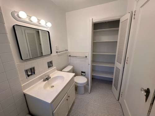 S Bed The Royal York Apartments 862