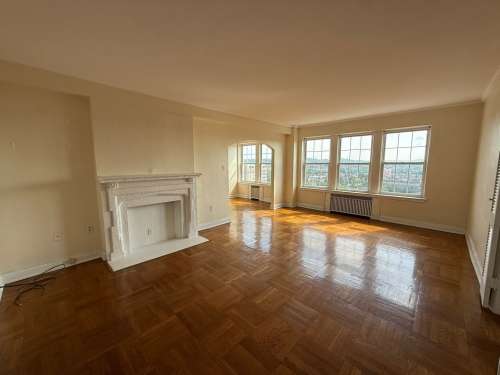 S Bed The Royal York Apartments 530