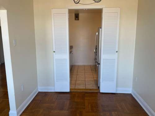 S Bed The Royal York Apartments 538