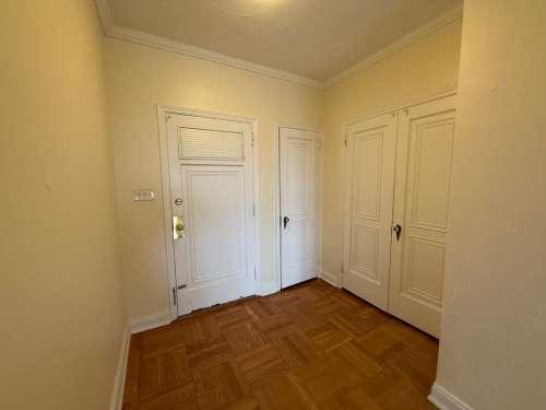 S Bed The Royal York Apartments 527