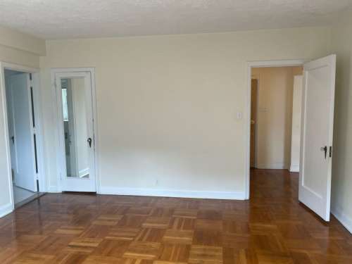 S Bed The Royal York Apartments 860