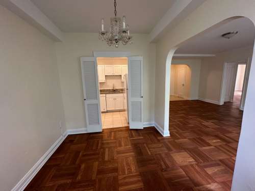 S Bed The Royal York Apartments 489