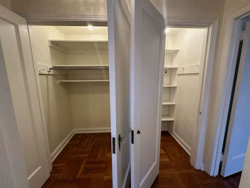 S Bed The Royal York Apartments 371