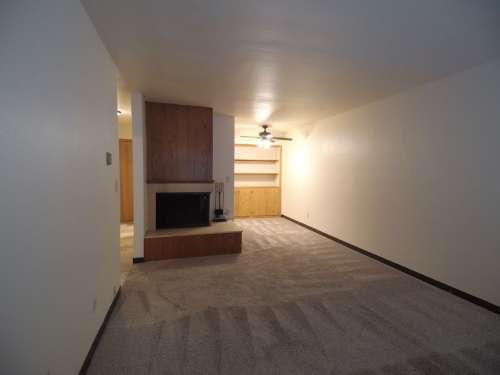 S Bed Carriage Court 0