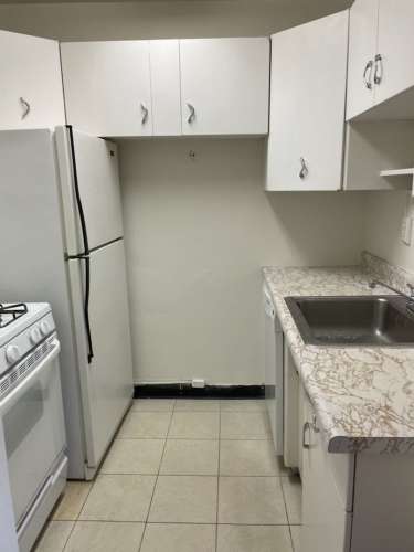 S Bed The Royal York Apartments 596