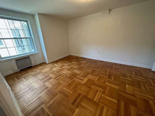 S Bed The Royal York Apartments 556