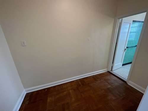 S Bed The Royal York Apartments 778